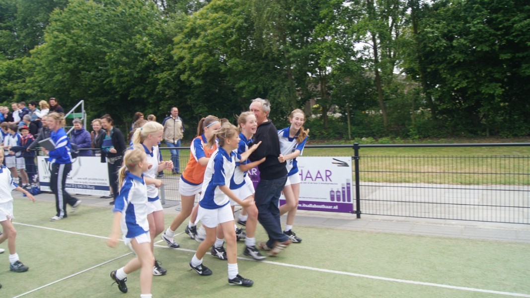 DSC01364 [1600x1200]-site.jpg